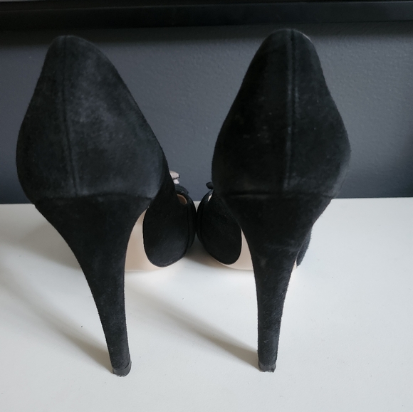 Salvatore Ferragamo Heels - Picture 10 of 13